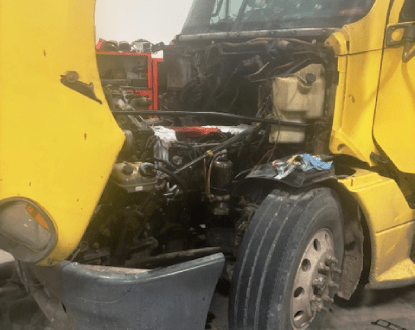 <p style="font-family: 'Poppins', sans-serif; font-weight: 700; font-size:24px;">TRUCK REPAIR</p>